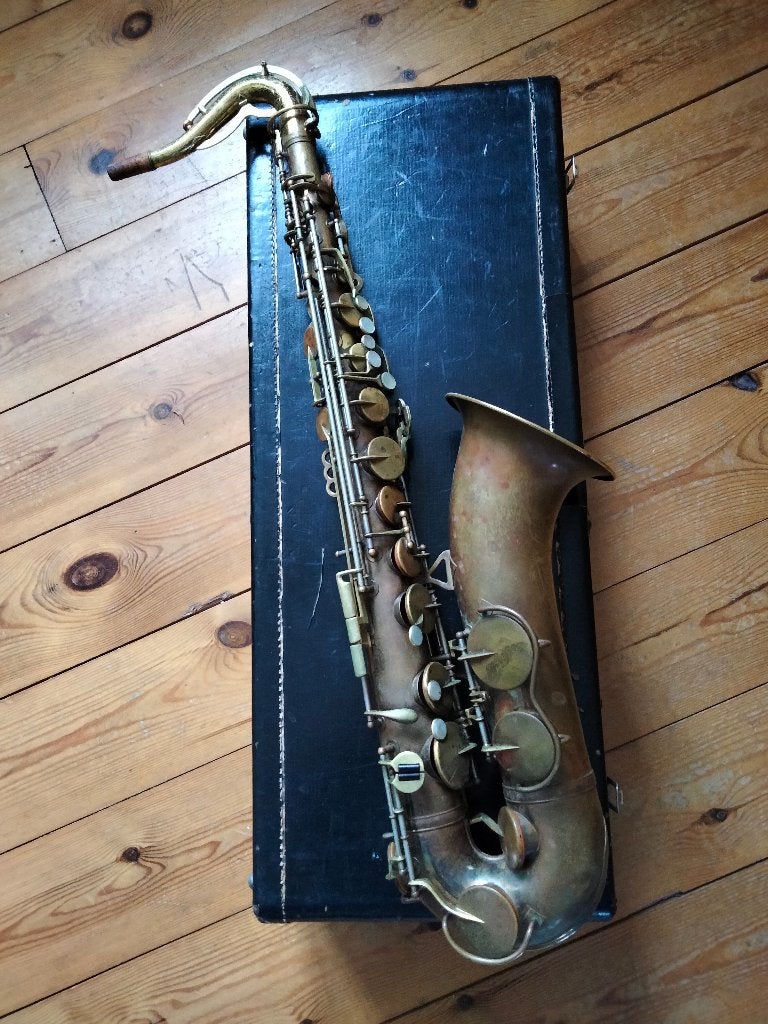 saxofoon, Muziek en Instrumenten, Blaasinstrumenten | Saxofoons, Ophalen of Verzenden, Gebruikt, Tenor, Met koffer