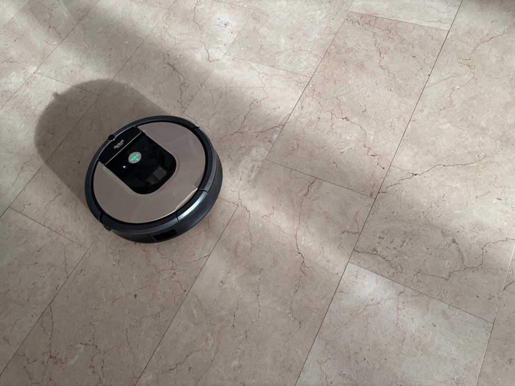 iRobot Roomba Robotstofzuiger - Efficiënt en Slim, Ophalen, IRobot, Zo goed als nieuw, Robotstofzuiger