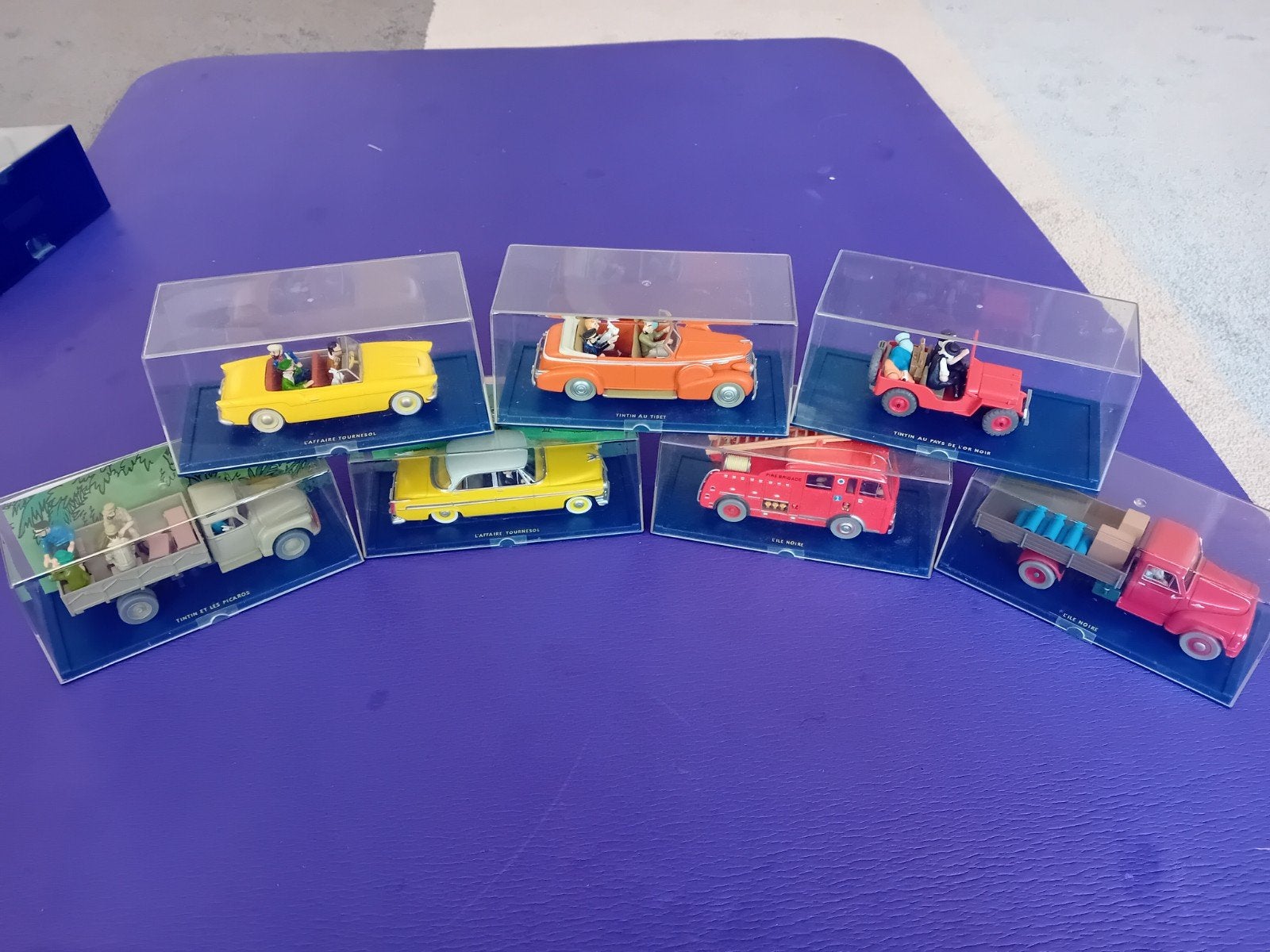 Collectie Kuifje modelauto's - 11 stuks in originele doos, Overige merken, 1:50 of kleiner, Overige typen, Ophalen of Verzenden