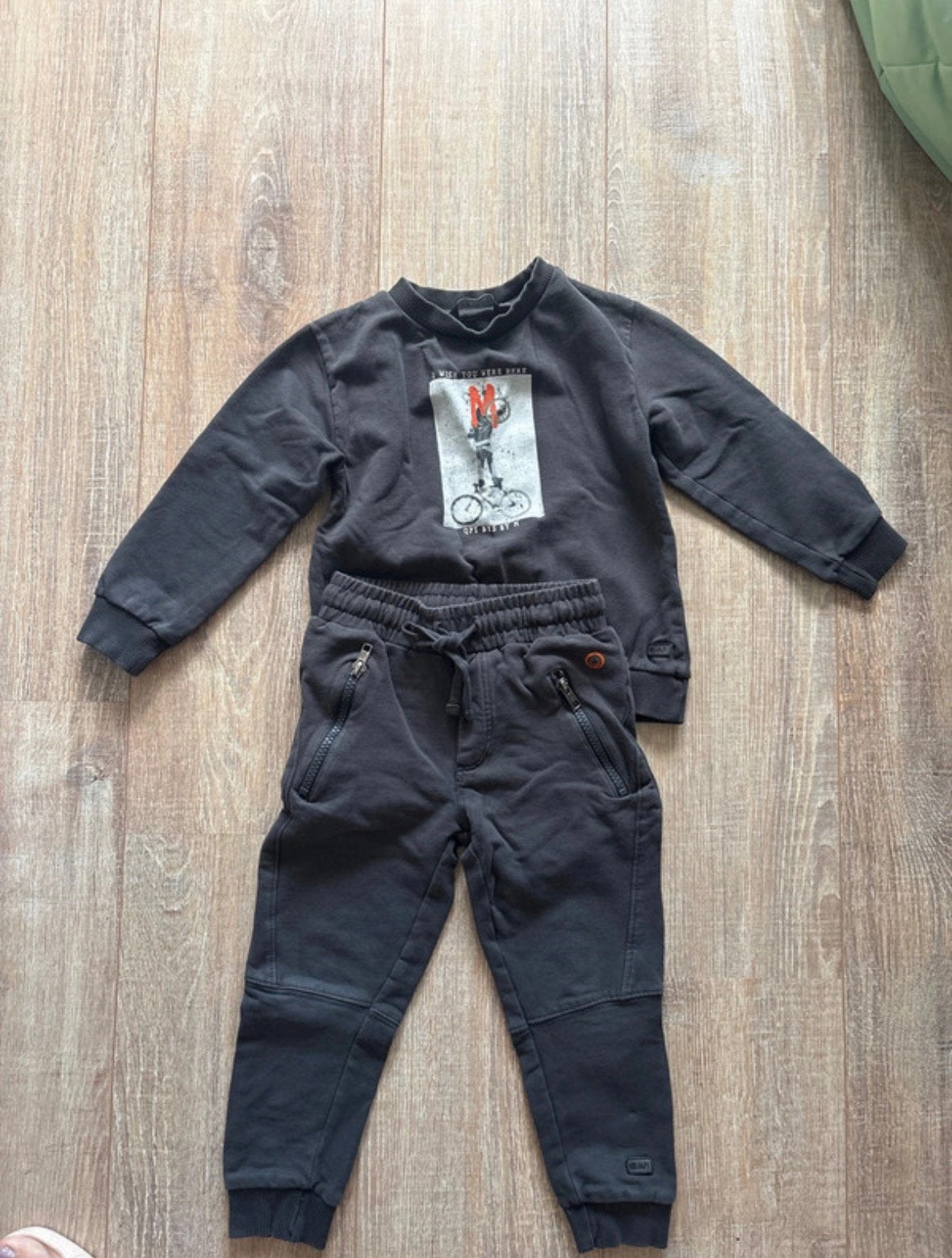Grijze jongens set, Ophalen of Verzenden, Gebruikt, Jongen, Setje