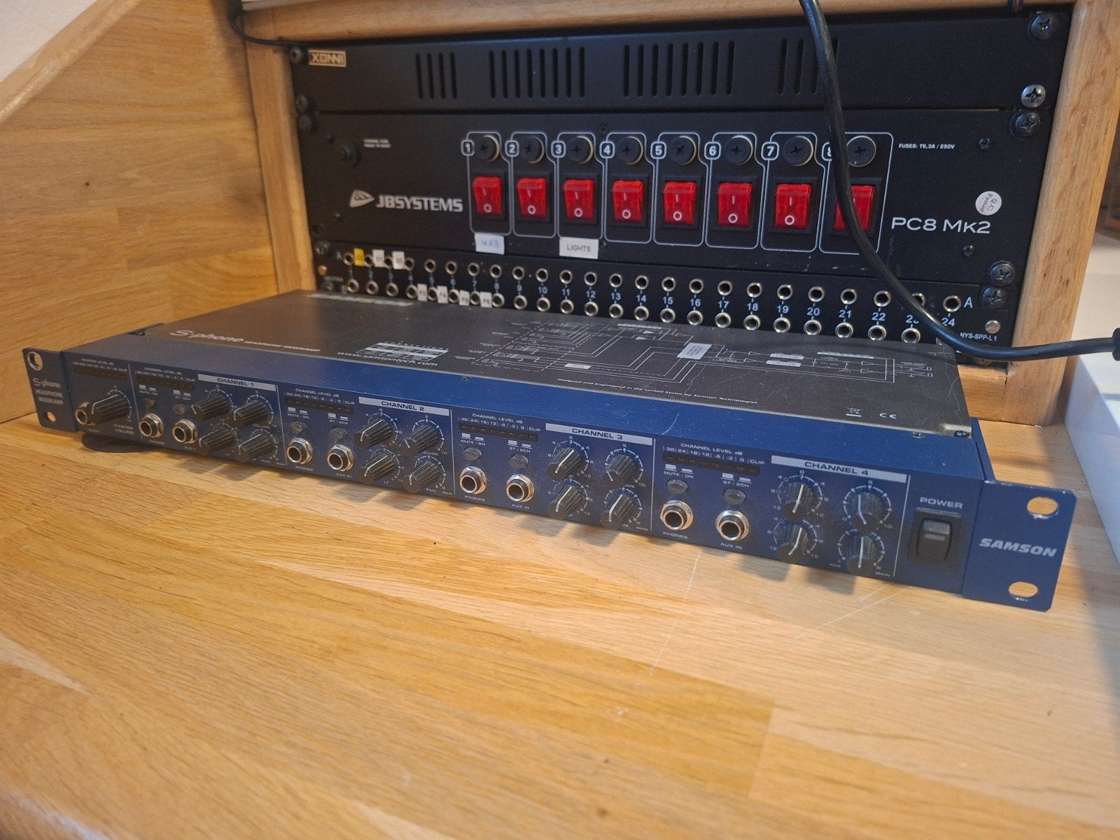 Samson S-phone Hoofdtelefoon Mixer - 4 kanalen, Ophalen, Gebruikt, Minder dan 5 kanalen