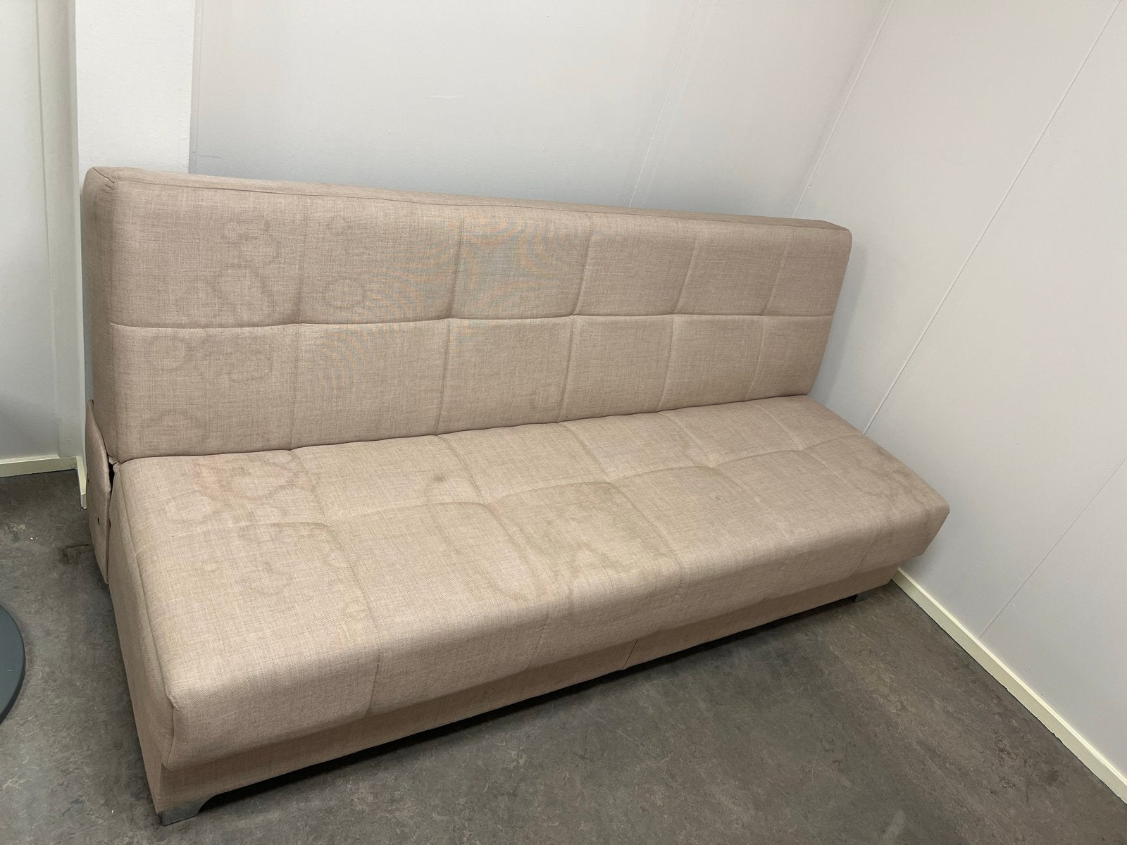 Slaapbank 110 x 190 cm - Compact en Praktisch, Huis en Inrichting, Slaapkamer | Slaapbanken, Ophalen, Gebruikt, Eenpersoons, Beige