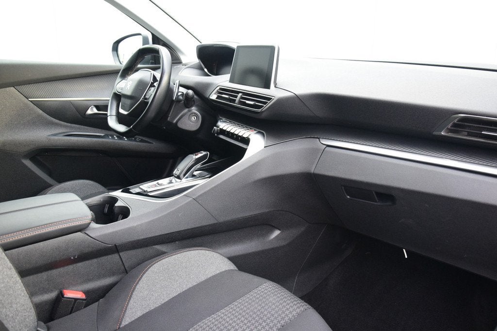 Peugeot 5008 1.2 PureTech Blue Lease Executive 7persoons!, Stof, Gebruikt, 1199 cc, 7 stoelen
