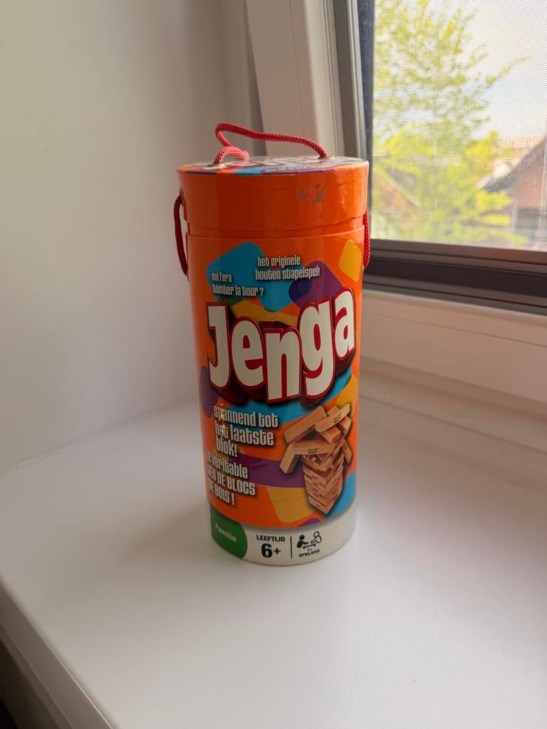 Jenga - Het originele houten stapelspel, Een of twee spelers, Ophalen of Verzenden, Zo goed als nieuw
