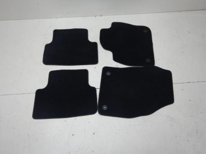Matten Set Volkswagen T-Cross (22730816), Auto-onderdelen, Interieur en Bekleding, Ophalen of Verzenden, Gebruikt