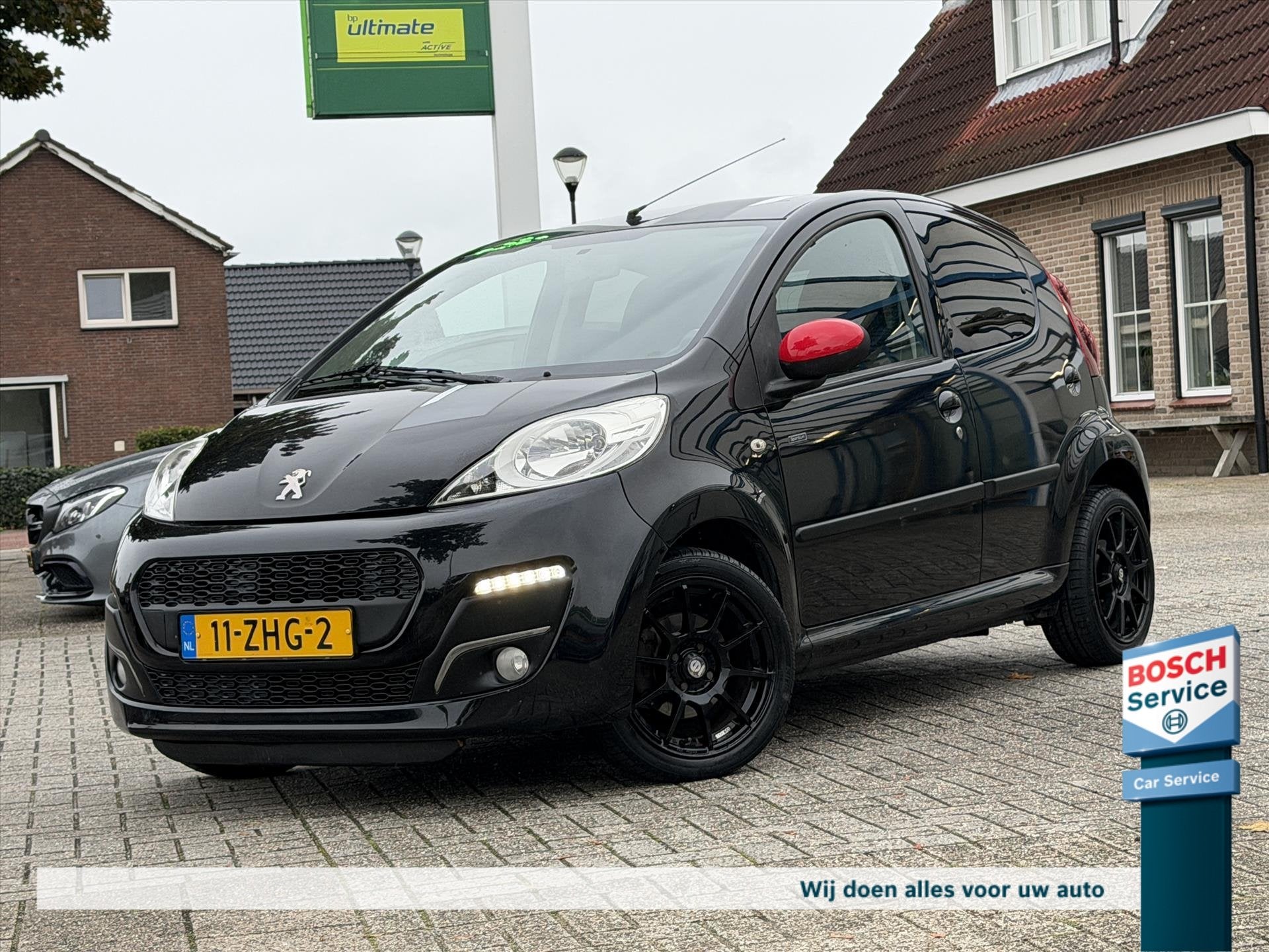 Peugeot 107 1.0 Sportlum edition / Org NL / Airco / 5drs / 1, Auto's, Gebruikt, 4 stoelen, Origineel Nederlands, Bedrijf
