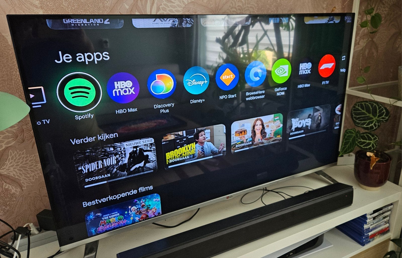 LG Smart TV 47 inch MET soundbar van Salora, Ophalen, 50 Hz, 100 cm of meer, Full HD (1080p)