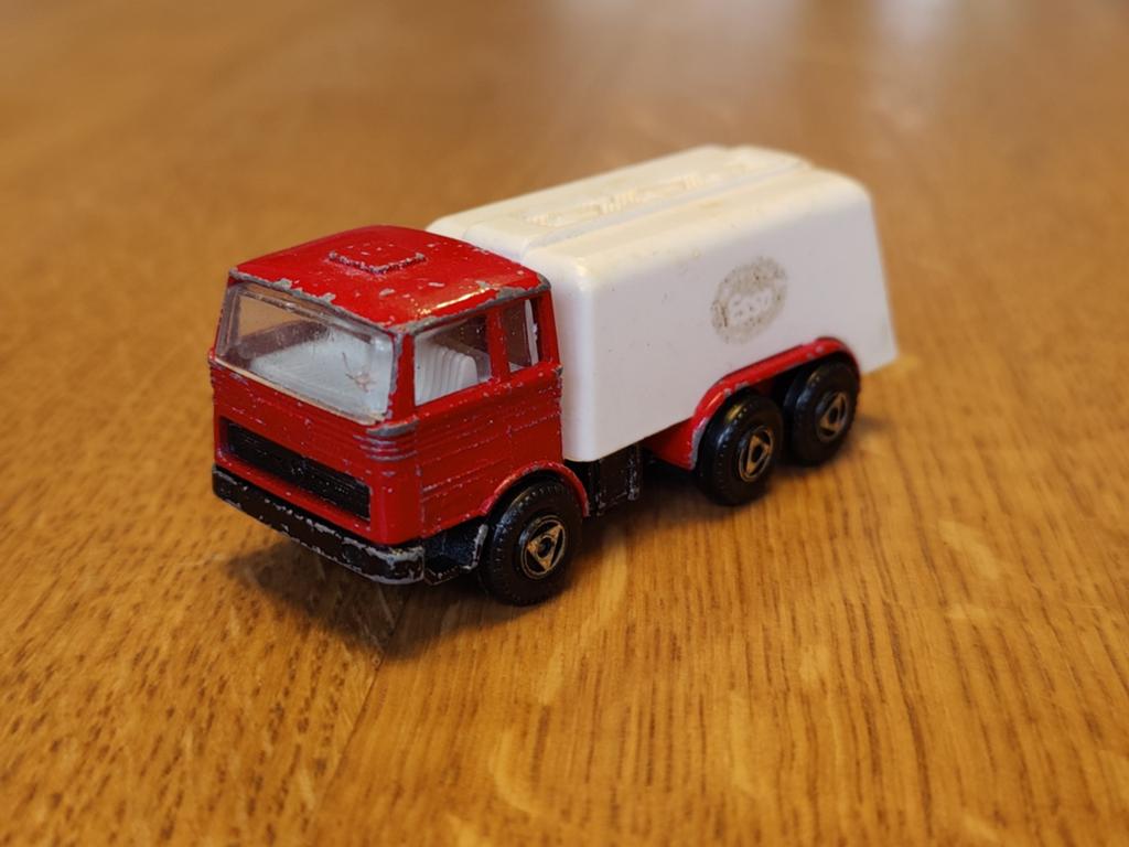 Efsi Mercedes Tankwagen ESSO, Ophalen of Verzenden, Zo goed als nieuw, Bus of Vrachtwagen