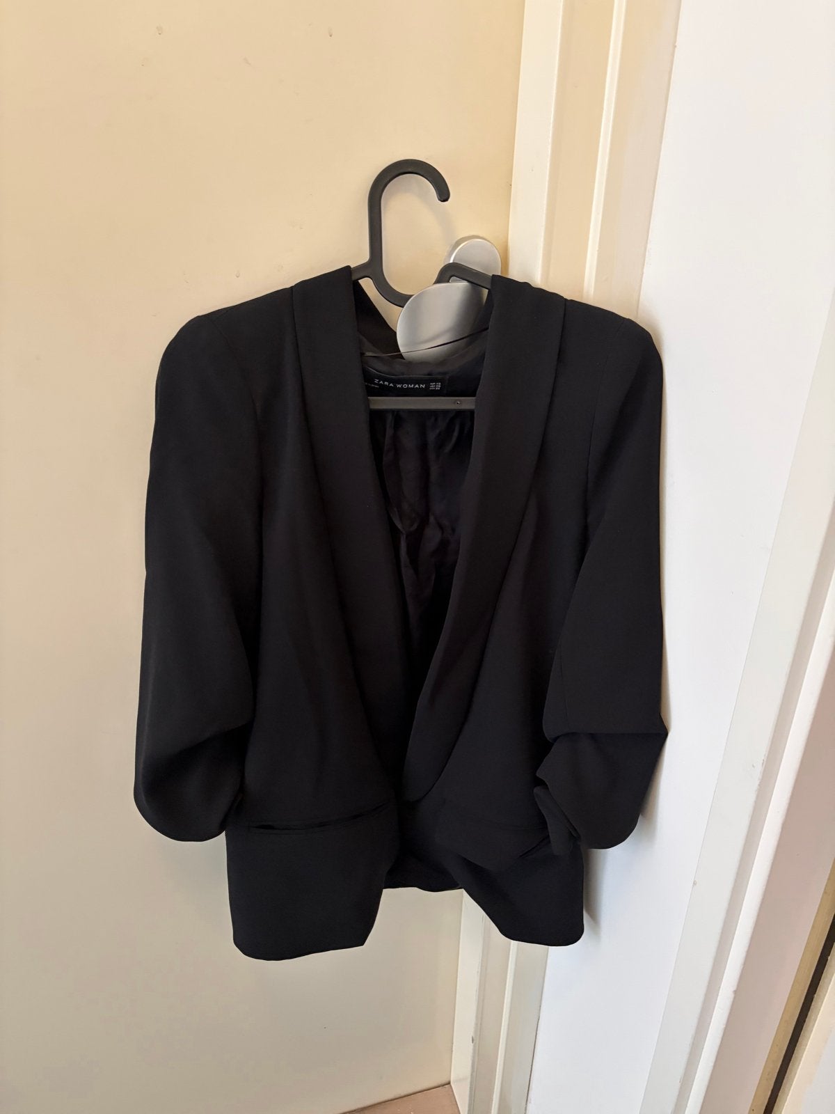 ZARA XS Tuxedo Crêpe Blazer Zwart, Kleding | Dames, Zwart, Ophalen of Verzenden, Zo goed als nieuw, Jasje
