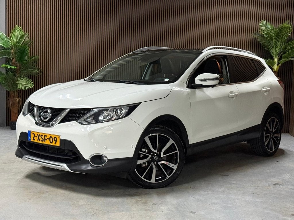 Nissan QASHQAI 1.2 Tekna (bj 2014, automaat), Auto's, Automaat, Euro 5, Gebruikt, 680 kg