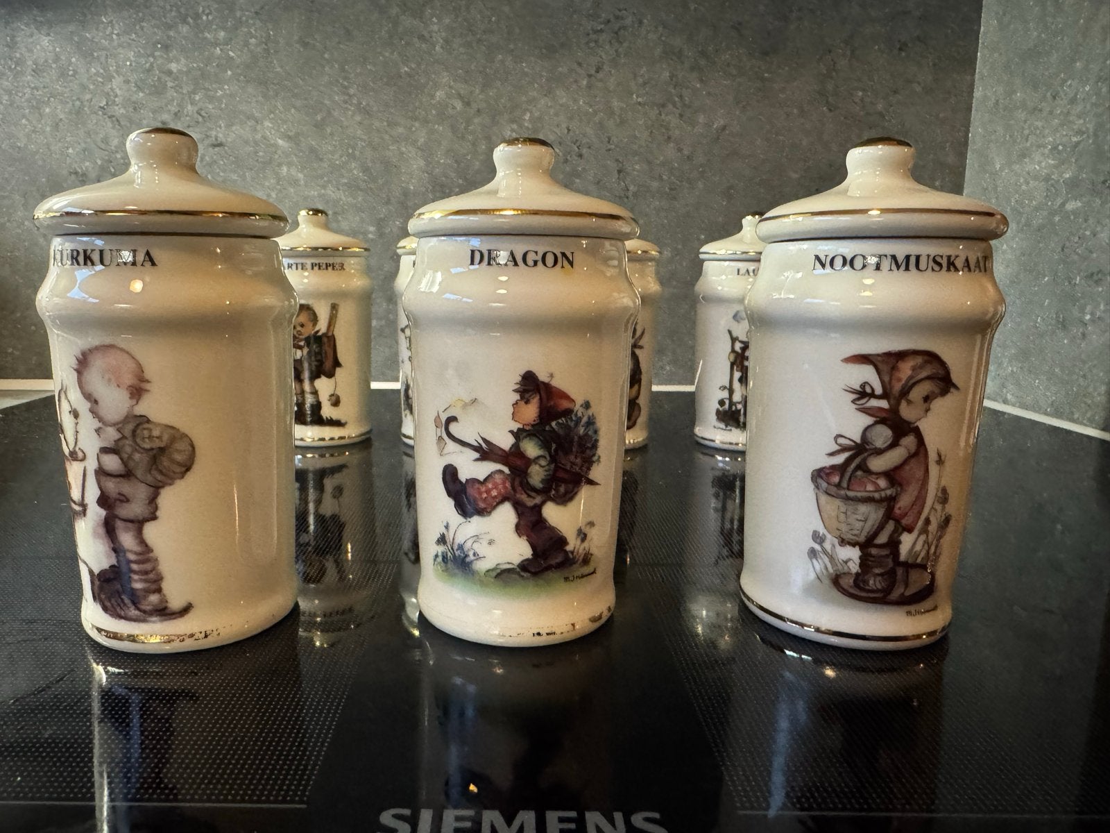 Hummel Kruidenpotjes met Deksel, Antiek en Kunst, Antiek | Keramiek en Aardewerk, Ophalen of Verzenden
