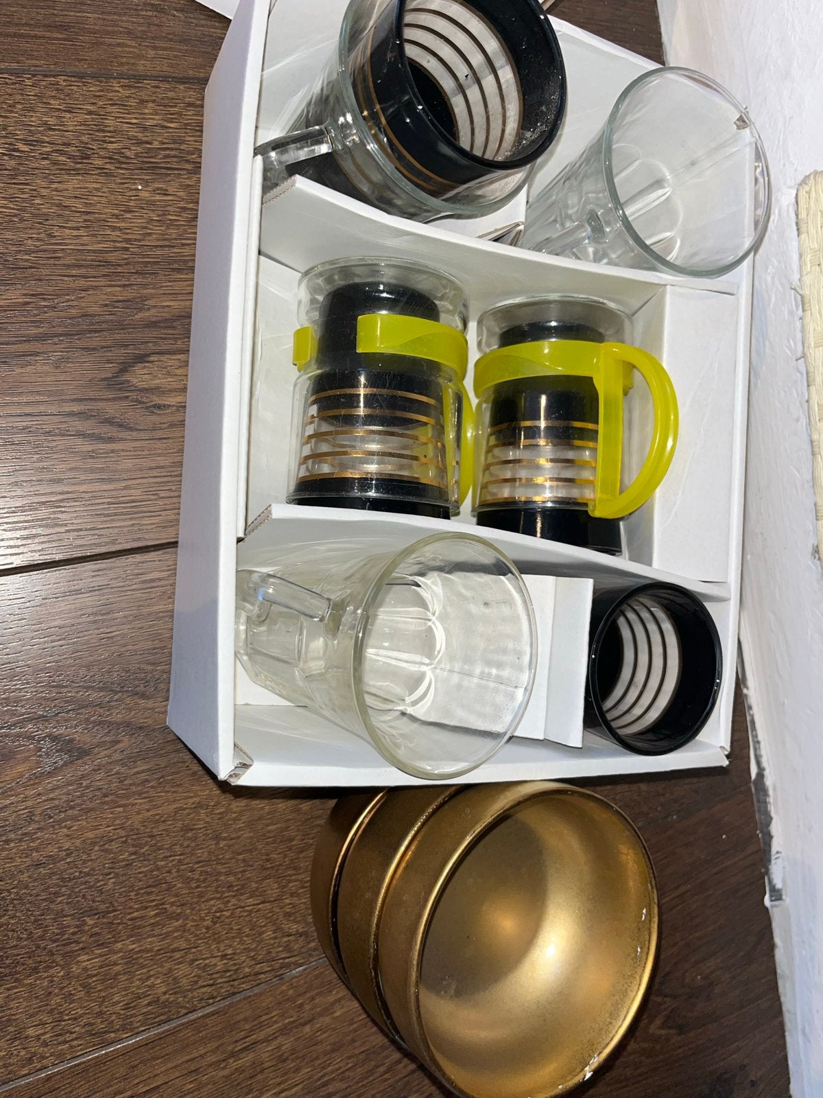 VGlazen en Mokken Set, Antiek en Kunst, Antiek | Glas en Kristal, Ophalen of Verzenden