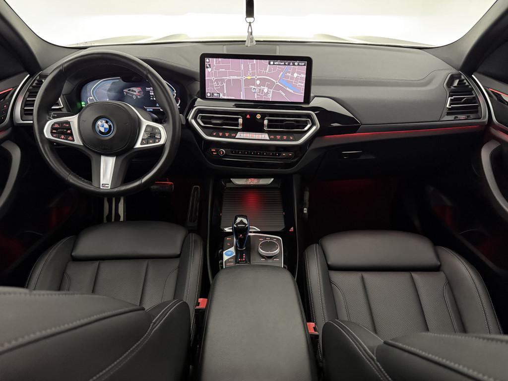 BMW iX3 Executive 80 kWh M-Sport | Snelladen | SOH 93% | Pan, Auto's, BMW, Automaat, Achterwielaandrijving, 750 kg, 110 €/maand