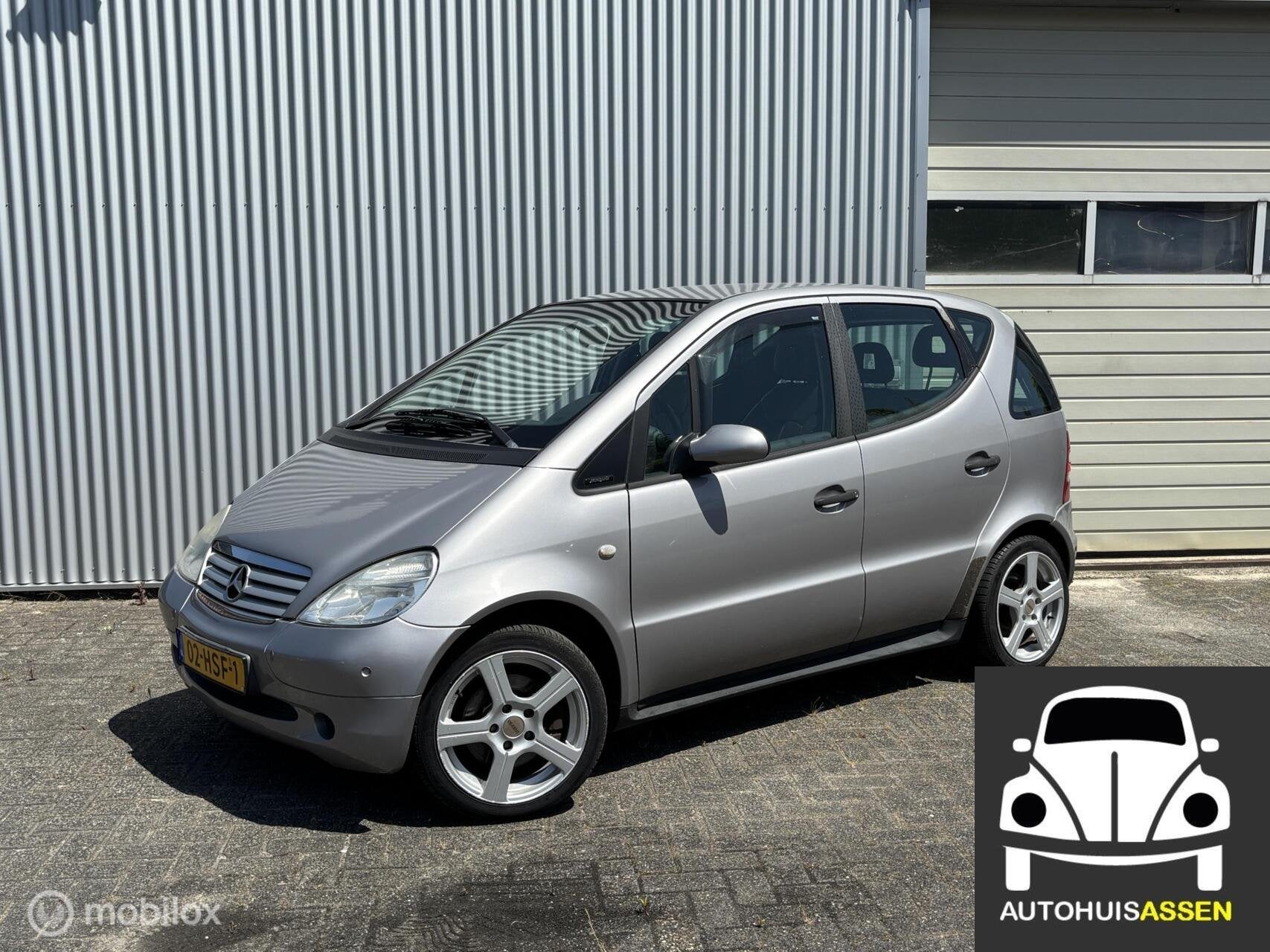 Mercedes A-klasse 190 Elegance, Voorwielaandrijving, Gebruikt, 4 cilinders, 400 kg