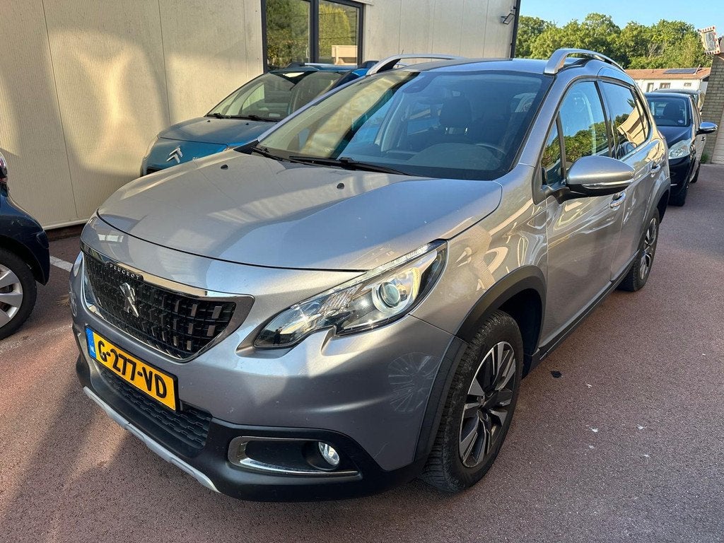 Peugeot 2008 1.2 PureTech Allure Automaat 2017 nieuwe Apk, Auto's, Euro 6, 1199 cc, 610 kg, 49 €/maand