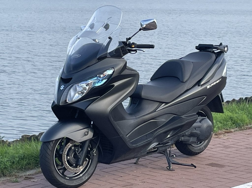 Suzuki Burgman 400 ABS | 2018 | 29.200 km | Zeer nette staat, Motoren, 400 cc, Scooter, Occasion, Particulier