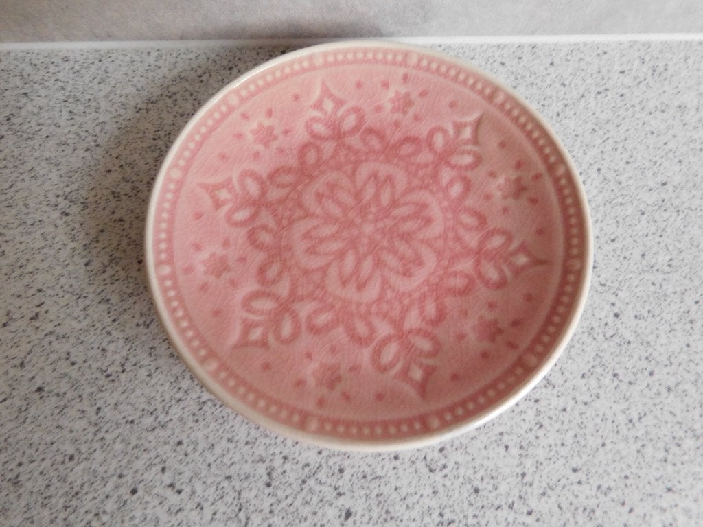Bord 11 cm. Craquelé Roze Albert Heijn, Ophalen of Verzenden, Zo goed als nieuw, Albert Heijn, Bord(en)