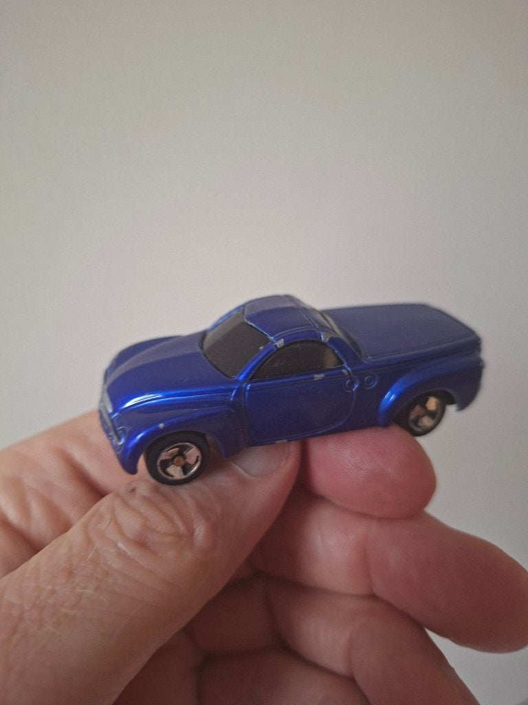 Chevrolet SSR Super Sport Roadster 1:64 Maisto, Ophalen of Verzenden, Zo goed als nieuw, Auto