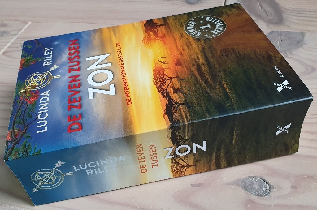 De zeven zussen, Zon - Lucinda Riley, €15 incl verzenden, Verzenden, Zo goed als nieuw, Lucinda Riley