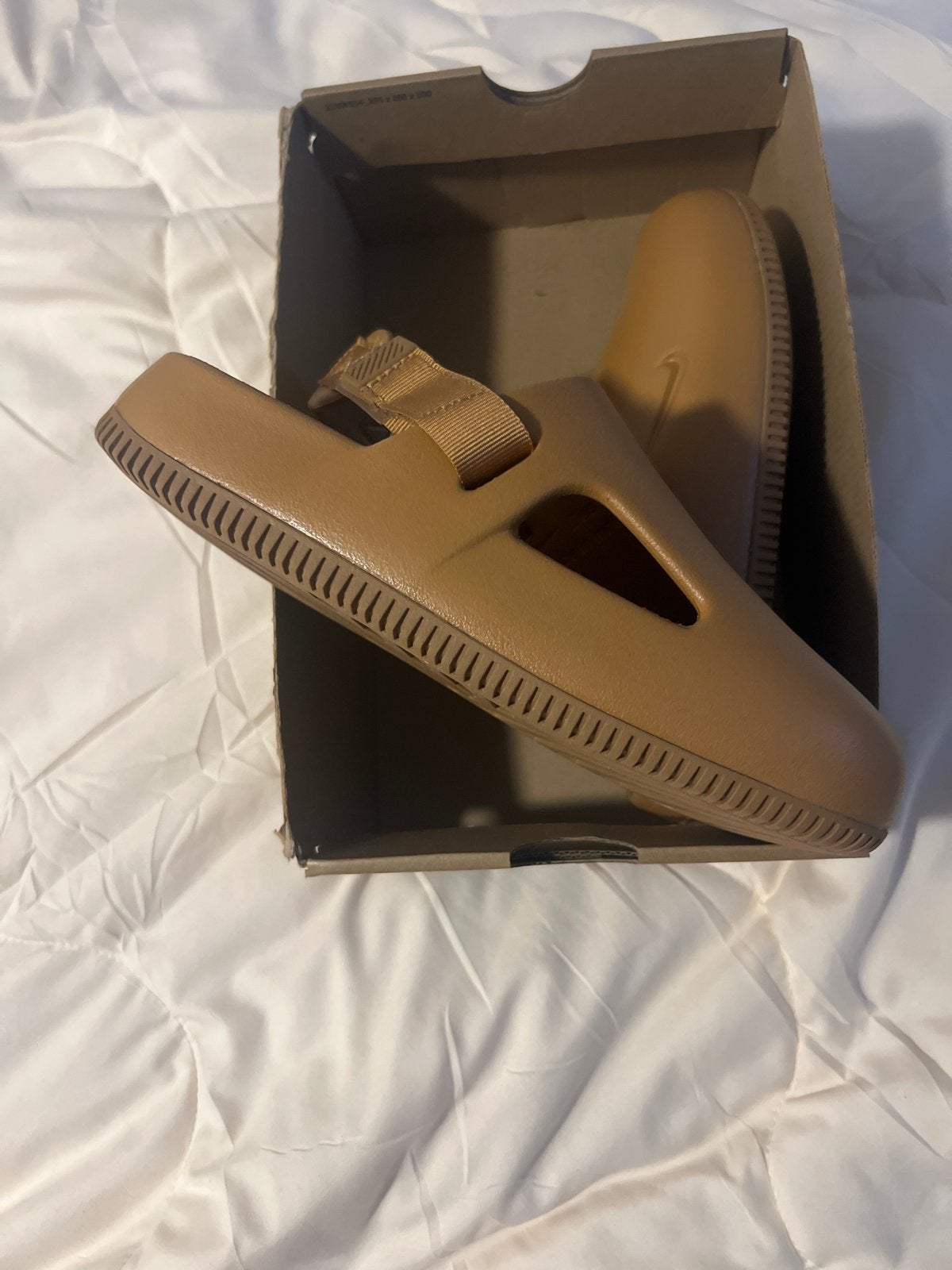 Nike Calm Mule Flax 36.5 Nieuw sandalen, Ophalen of Verzenden, Nieuw, Beige, Slippers