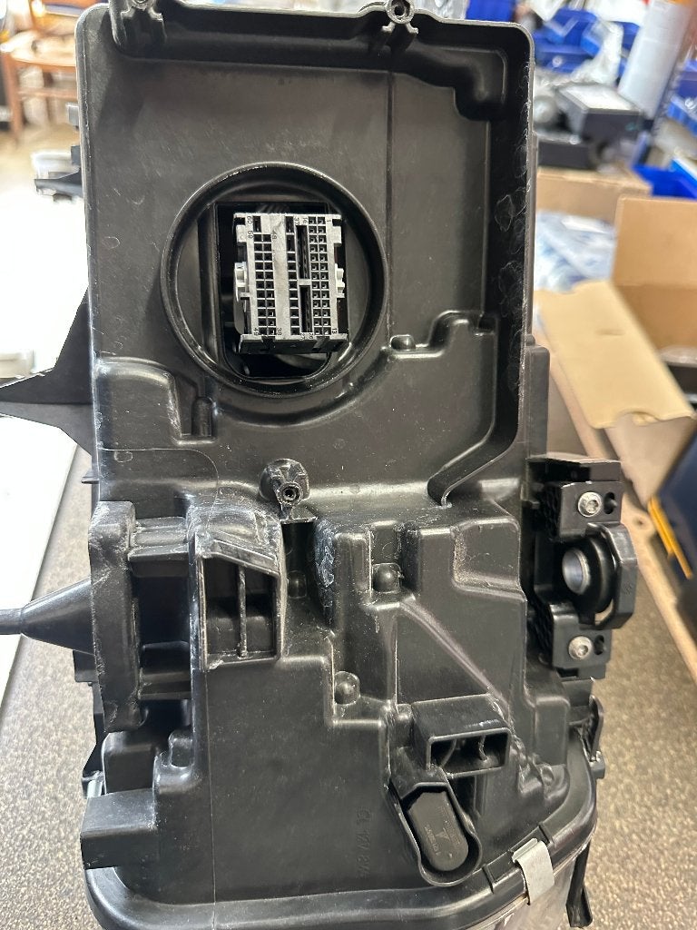 BMW X3 GO1 koplamp links Led Adoptive