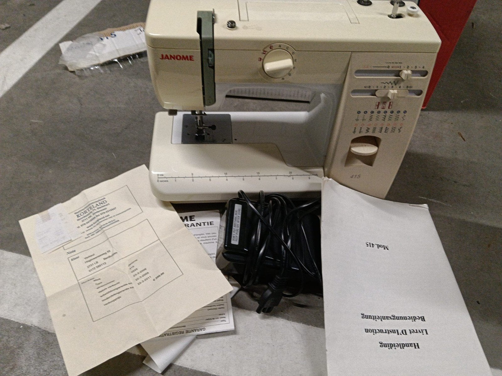 Janome 415 Naaimachine, Hobby en Vrije tijd, Naaimachines en Toebehoren, Ophalen, Zo goed als nieuw, Naaimachine, Janome