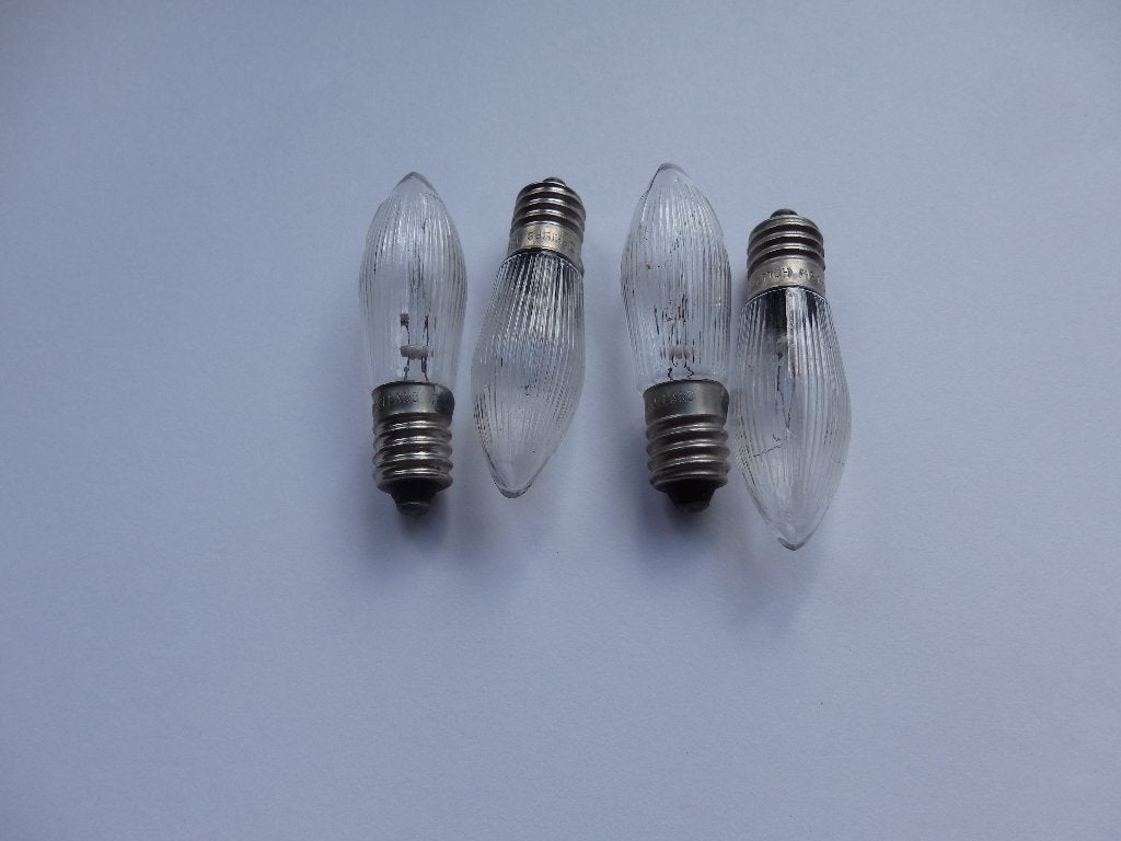 4 Vintage Oude Kerstboom lampjes van Philips Holland 14V 3W, Diversen, Kerst, Ophalen of Verzenden, Zo goed als nieuw