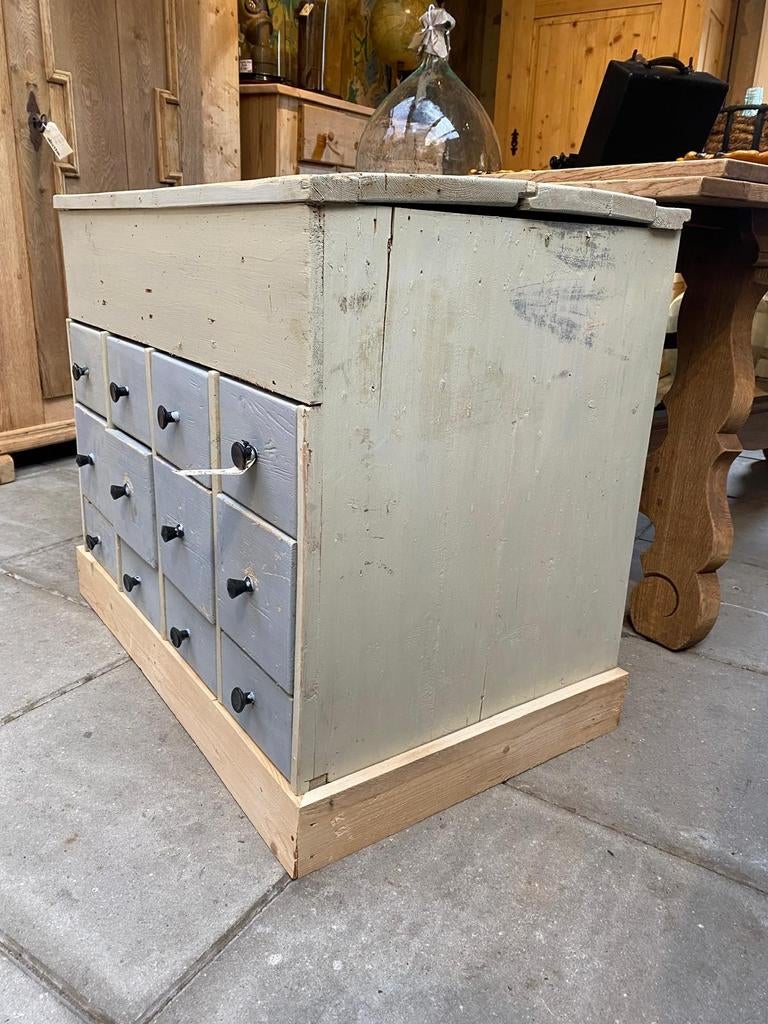 Brocante Franse kist ladekast hobbykist, Ophalen