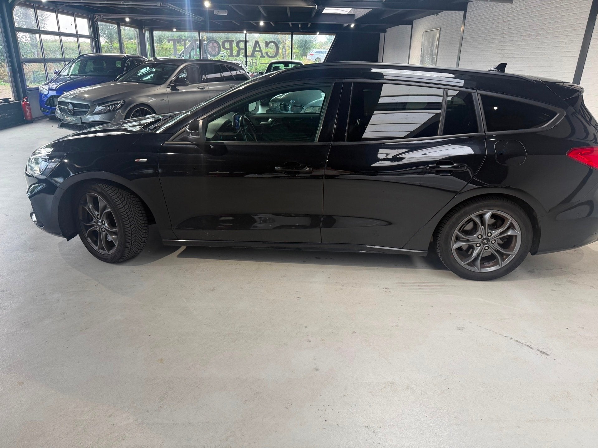 Ford Focus Wagon 1.5 EcoBoost Active Business ST Line 2020 C, Auto's, Gebruikt, Euro 6, Zwart, Handgeschakeld