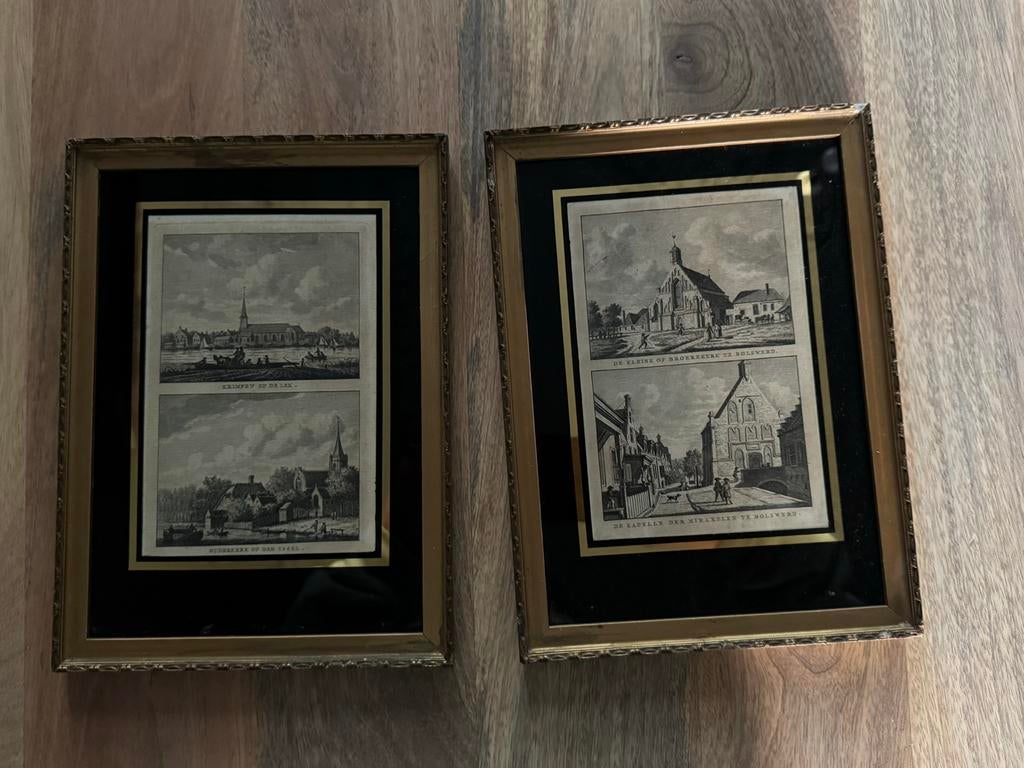 Twee ingelijste gravures van Nederlandse stadsgezichten, Antiek en Kunst, Ophalen of Verzenden