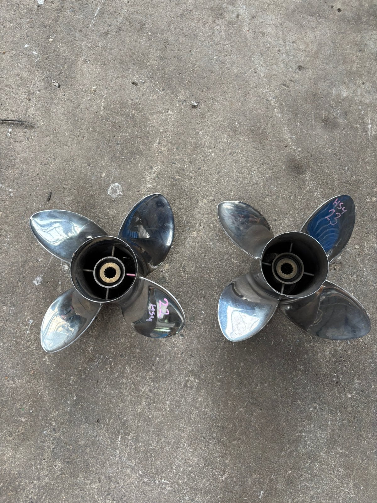 RVS propellor/schroef yamaha saltwater series HS4, Ophalen, Zo goed als nieuw, Motor en Techniek, Motorboot