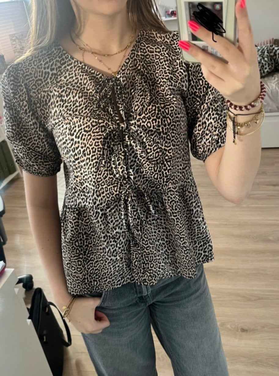 Leuke panterprint top blouse topje met strikjes maat xs/s, Ophalen of Verzenden, Nieuw, Maat 36 (S)