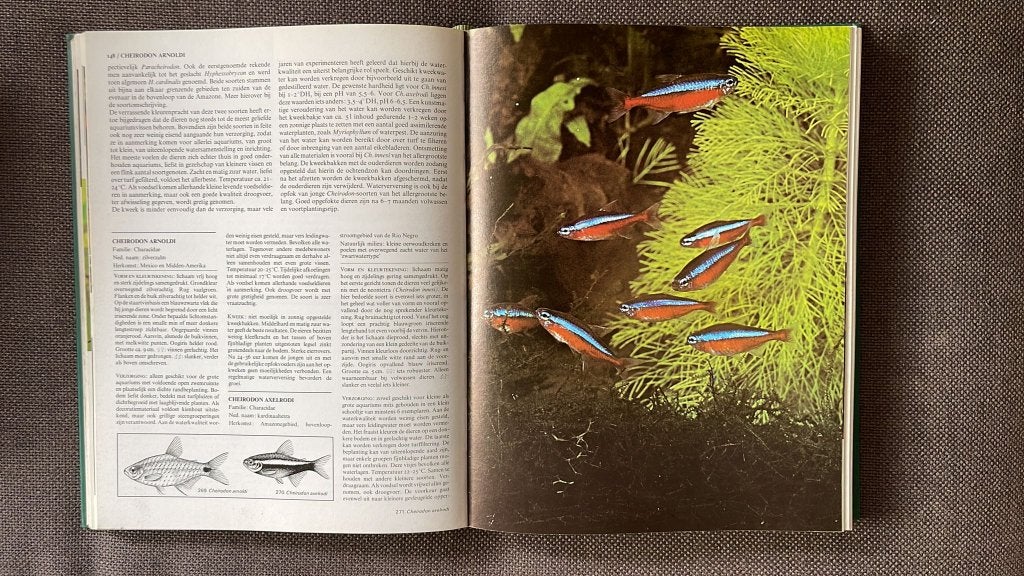 Boek: Elseviers aquarium encyclopedie, Ophalen of Verzenden, Gelezen, Vissen