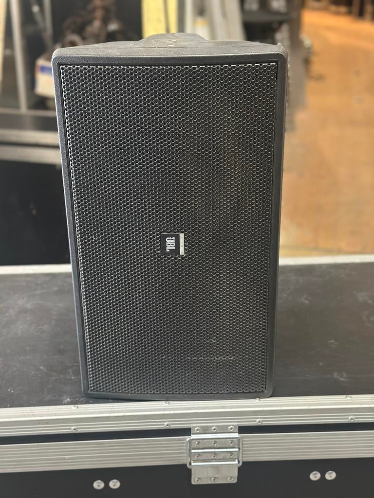 1stuks JBL control 29AV, Gebruikt, Ophalen of Verzenden, 120 watt of meer, Front, Rear of Stereo speakers