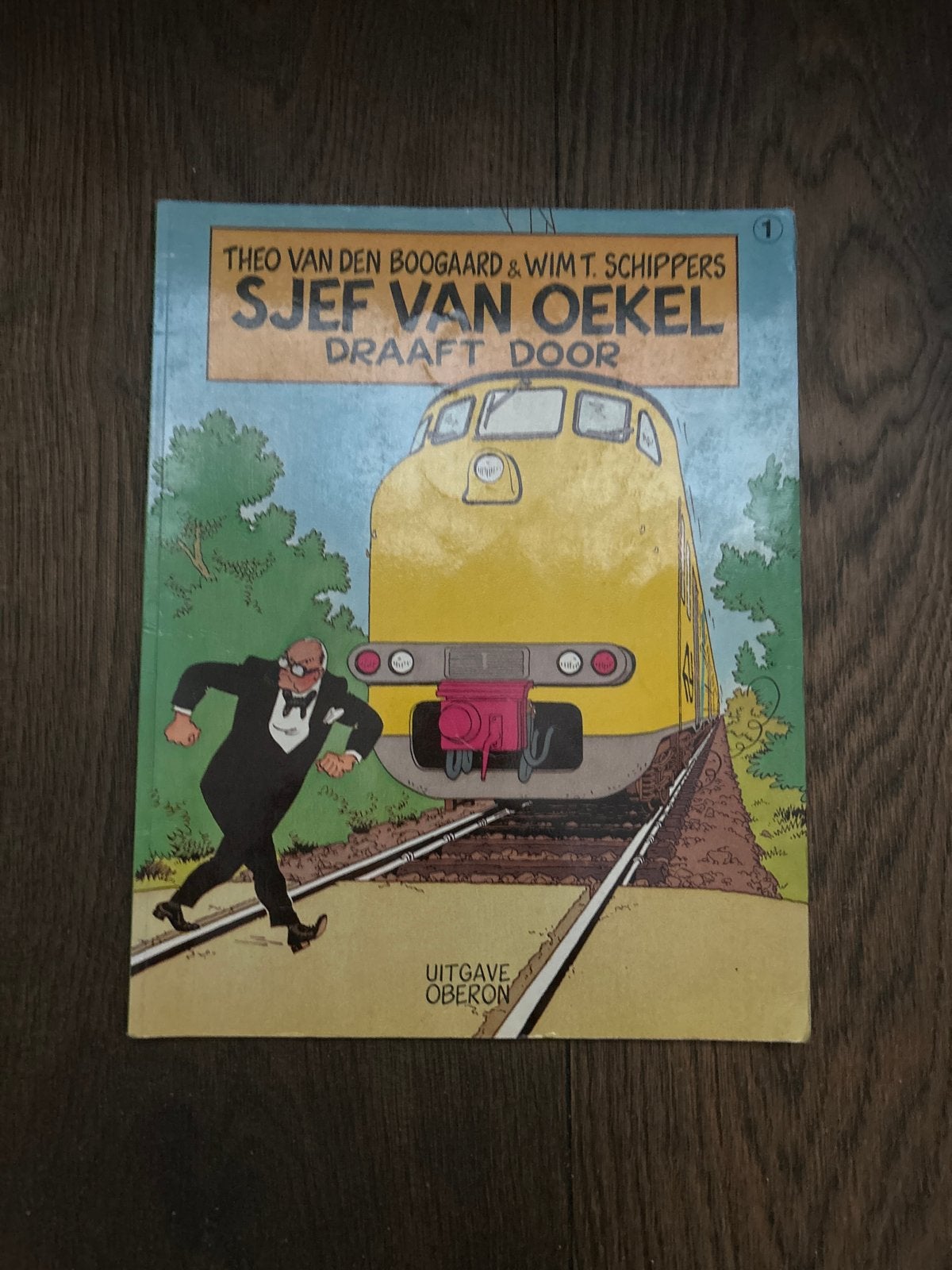 Sjef van Oekel Draaft Door - Theo van den Boogaard nummet 1, Eén stripboek, Ophalen of Verzenden, Gelezen