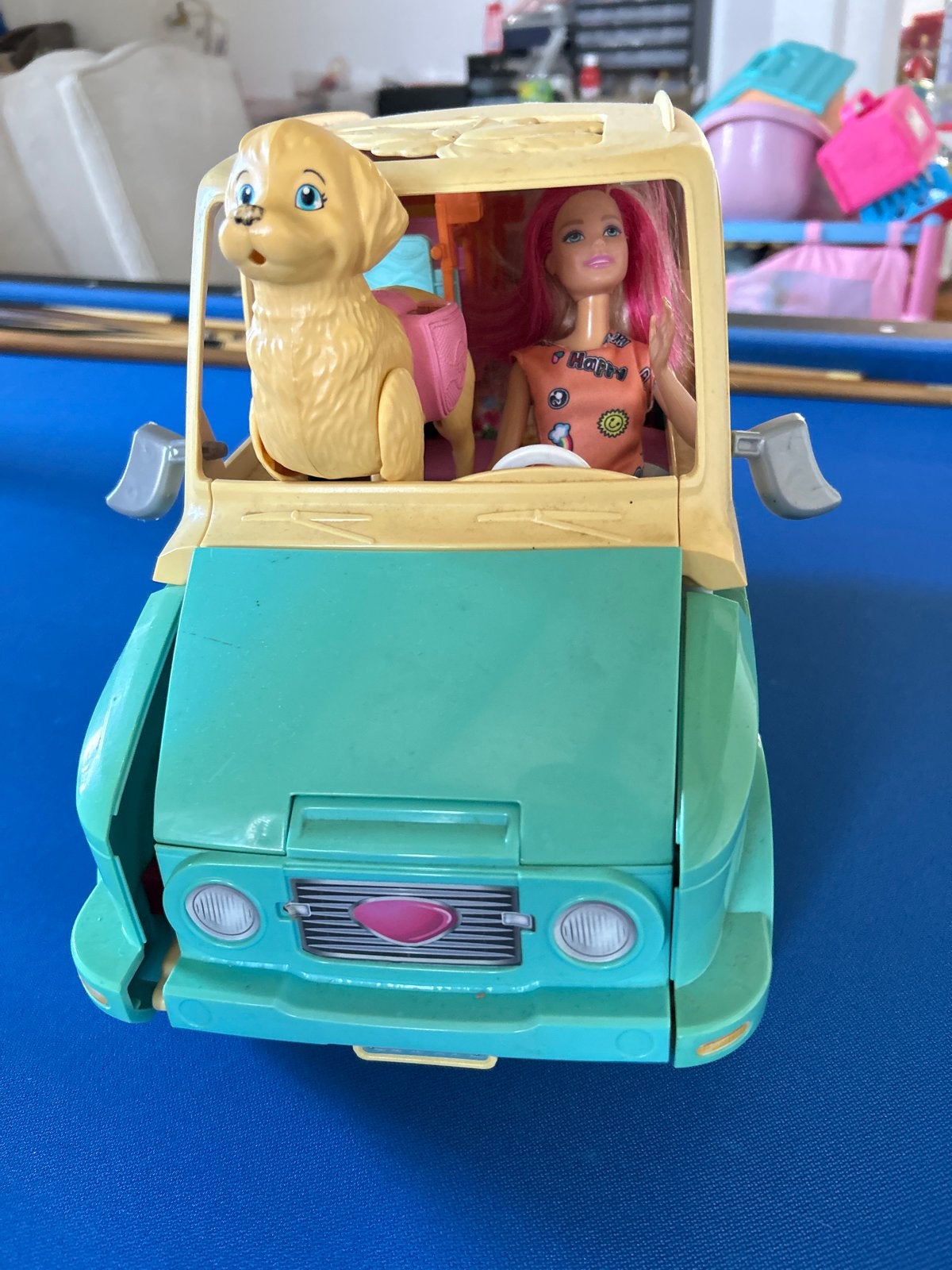 Barbie Uitklapbare Camper met Barbie en Hondje, Ophalen of Verzenden, Gebruikt