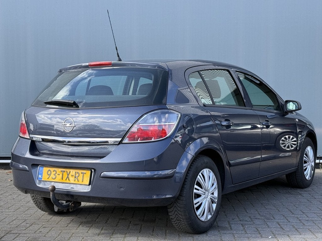 Opel Astra BJR 2007 1.6 116 PK Temptation TREKHAAK | AIRCO |, Voorwielaandrijving, Gebruikt, 4 cilinders, 635 kg