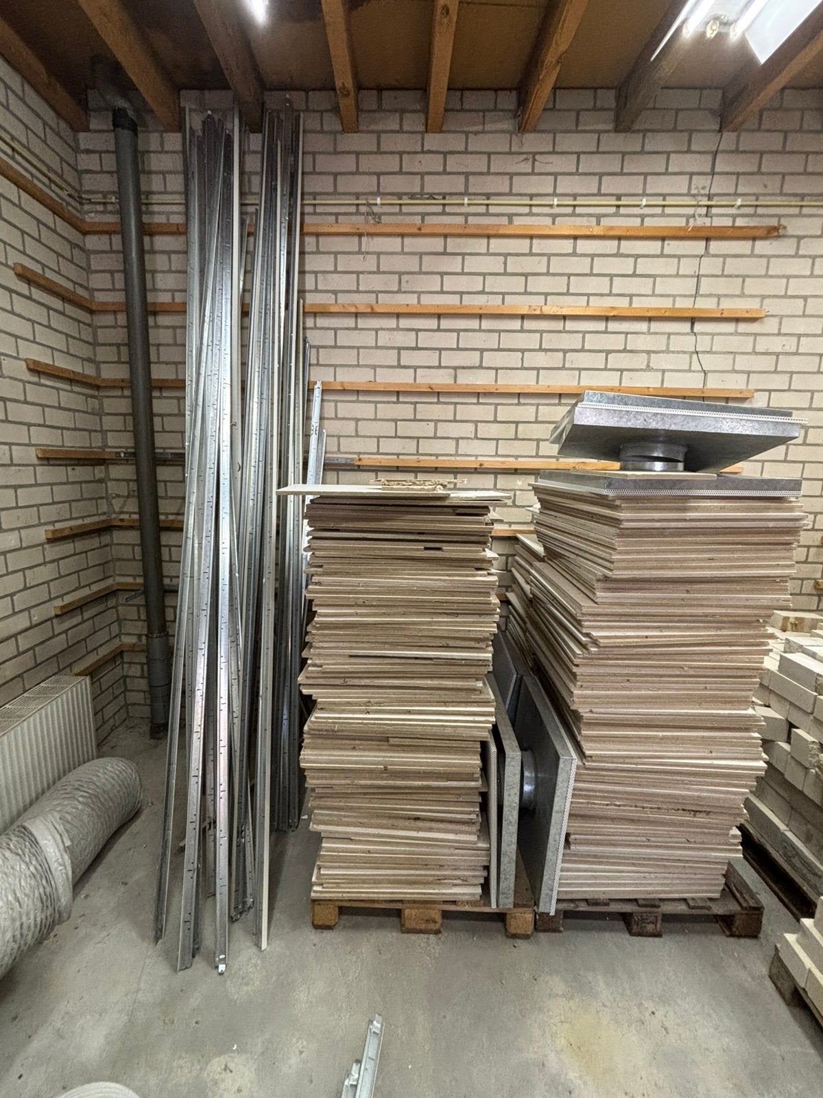 Systeemplafond +- 175 vierkante meter, Doe-het-zelf en Verbouw, Ophalen, Gebruikt