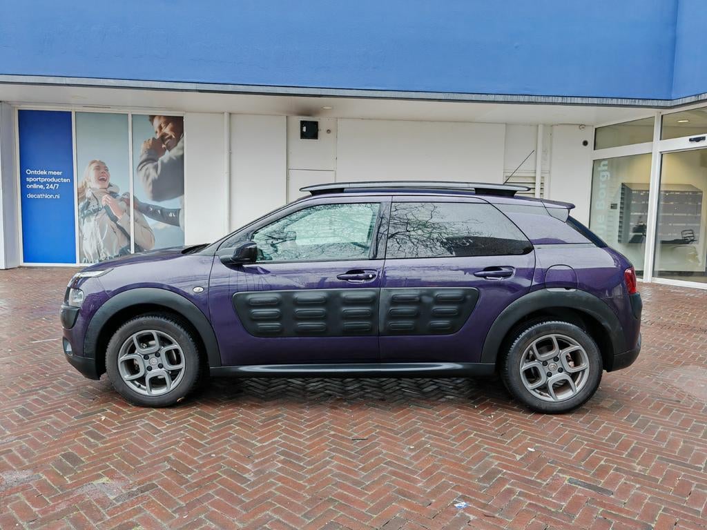 Citroën C4 Cactus 1.2 PureTech 110 Shine + Kampeeropstelling, Auto's, Citroën, 40 €/maand, 995 kg, Origineel Nederlands, Overige kleuren
