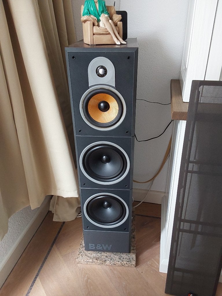 B&W 640i. In goede staat, Ophalen, Stereo speakers, 120 tot 150 watt, Zo goed als nieuw