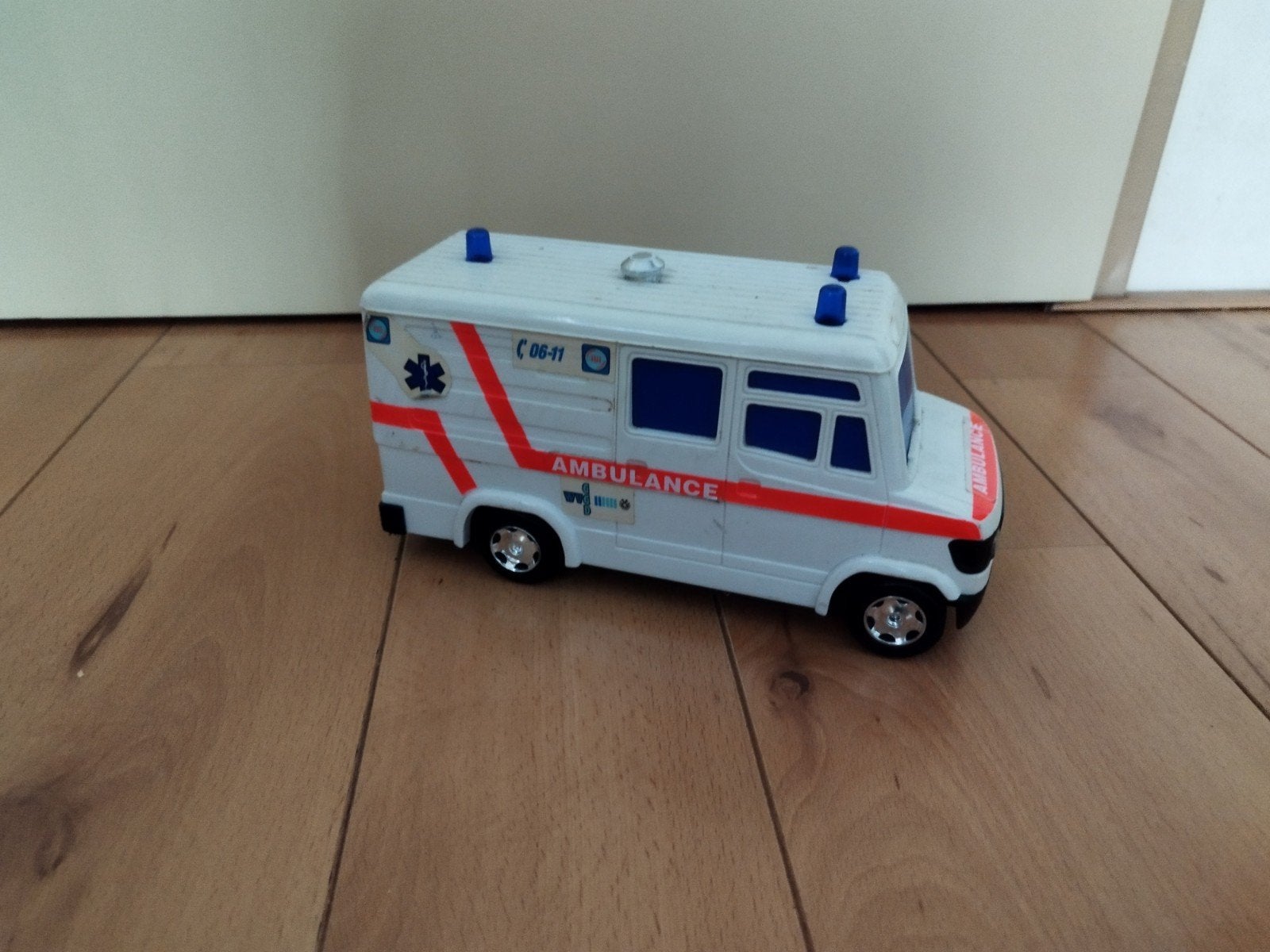 Ambulance Speelgoedauto, Ophalen, Gebruikt