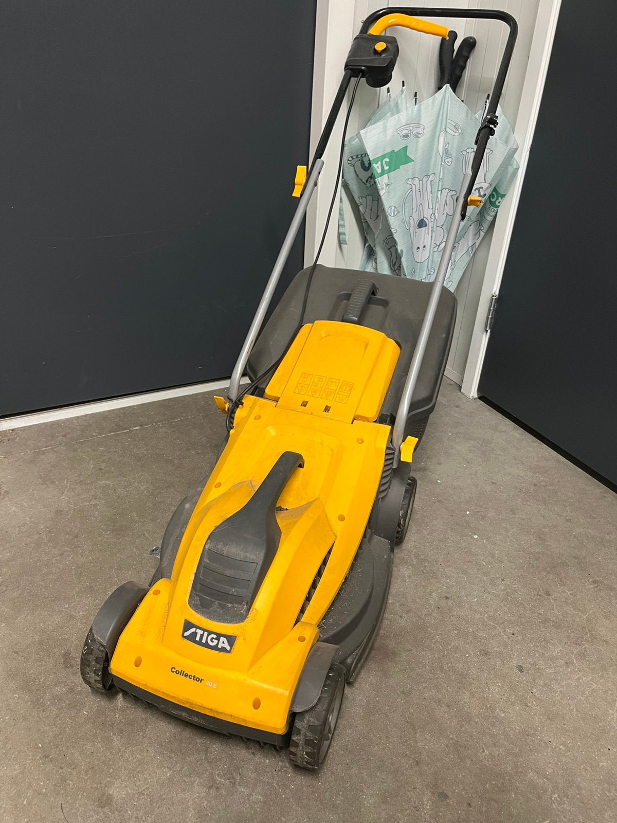 Stiga grasmaaier Collector 40e, Ophalen, Gebruikt, Elektrische grasmaaier