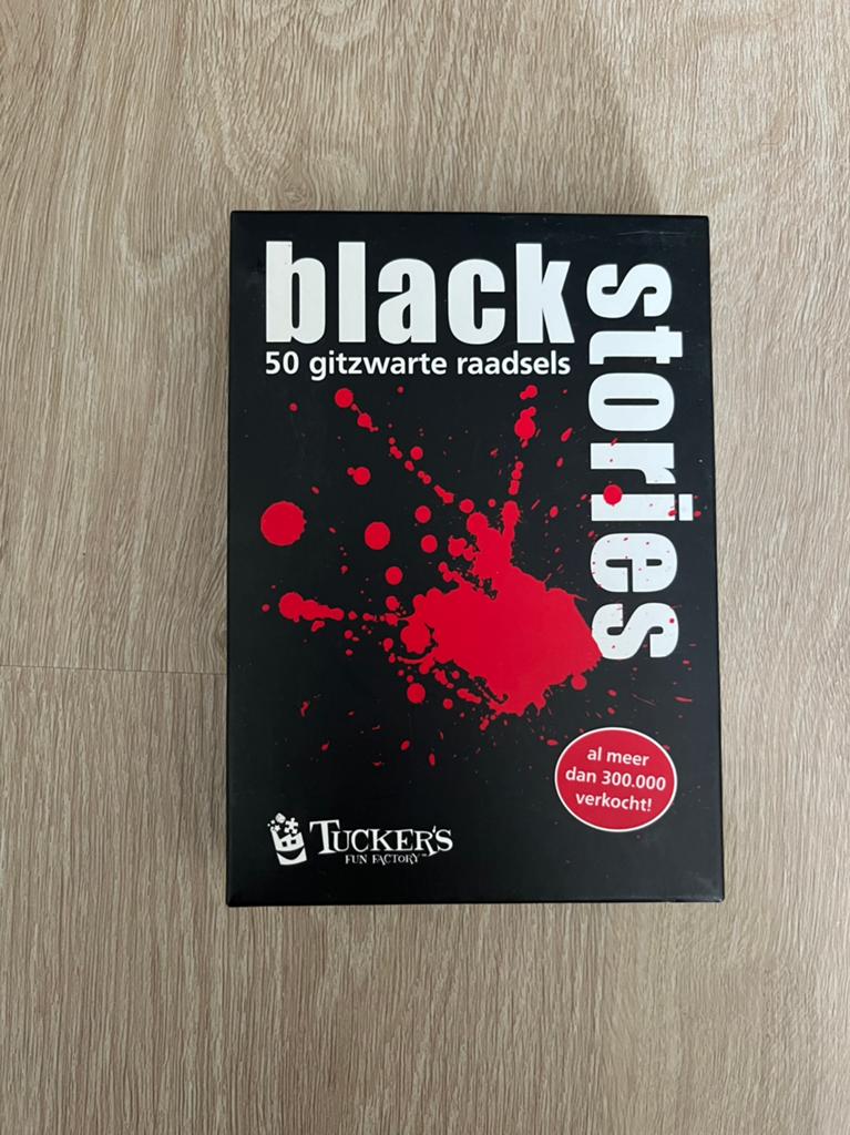 Spel Black stories, Ophalen of Verzenden, Zo goed als nieuw