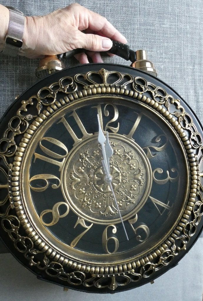 Steampunk hand/schoudertas met ingebouwde klok, Hobby en Vrije tijd, Kostuums, Theaterbenodigdheden en LARP, Ophalen of Verzenden