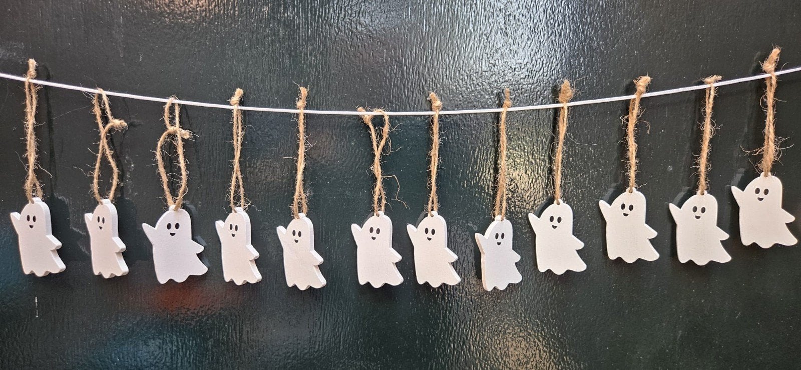 Houten spookjes decoratie - Halloween/feestjes, Ophalen of Verzenden, Nieuw, Wit, Hout