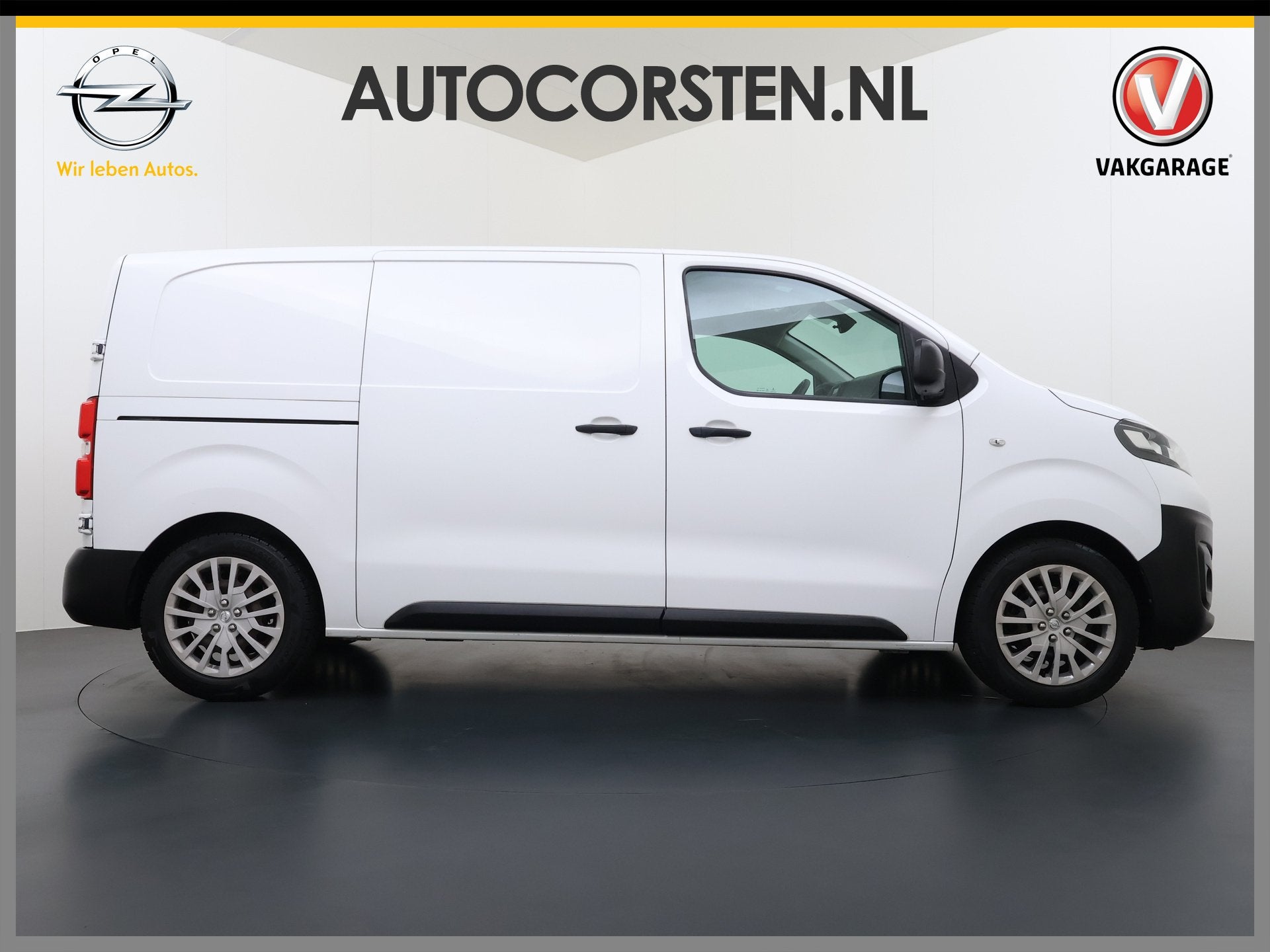 Opel Vivaro 2.0CDTI 123PK AUT-8 L2 3-Persoons Sortimo Inbouw, Dealer onderhouden, Gebruikt, 4 cilinders, Leder en Stof
