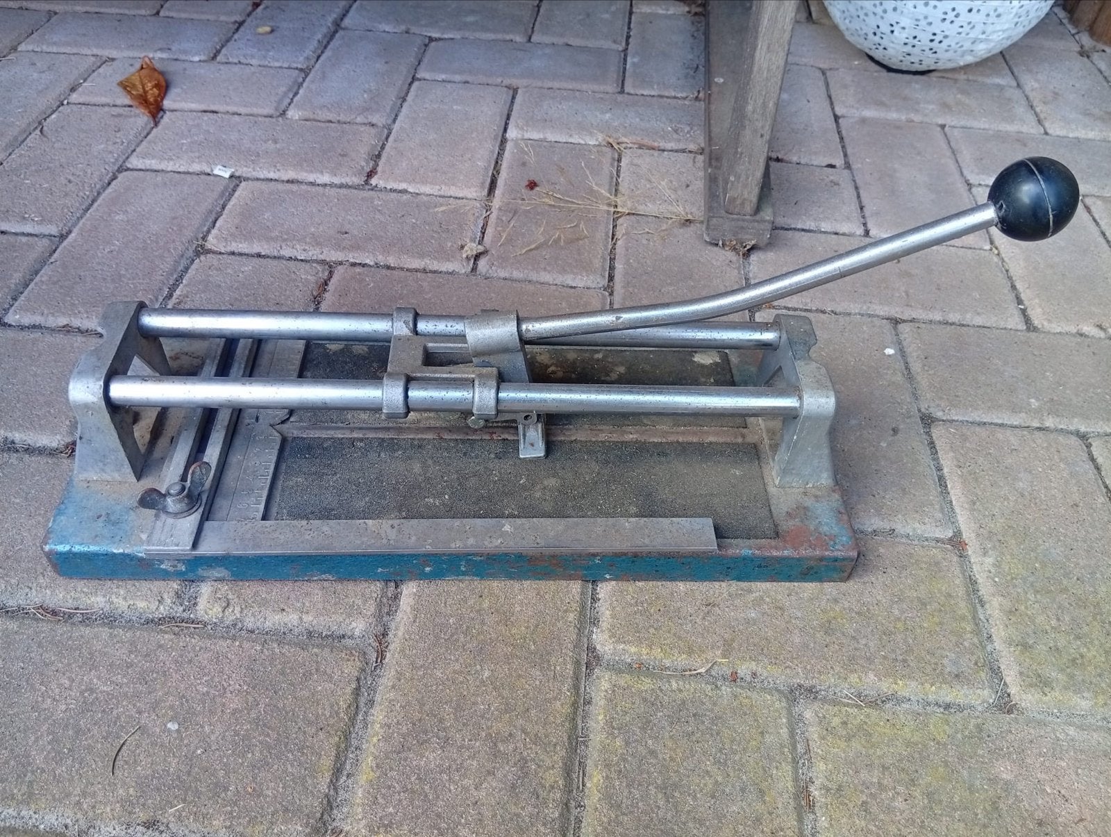 Tegelsnijder - Handgereedschap voor tegelwerk, Ophalen, Gebruikt, Snijgereedschap, Overige merken