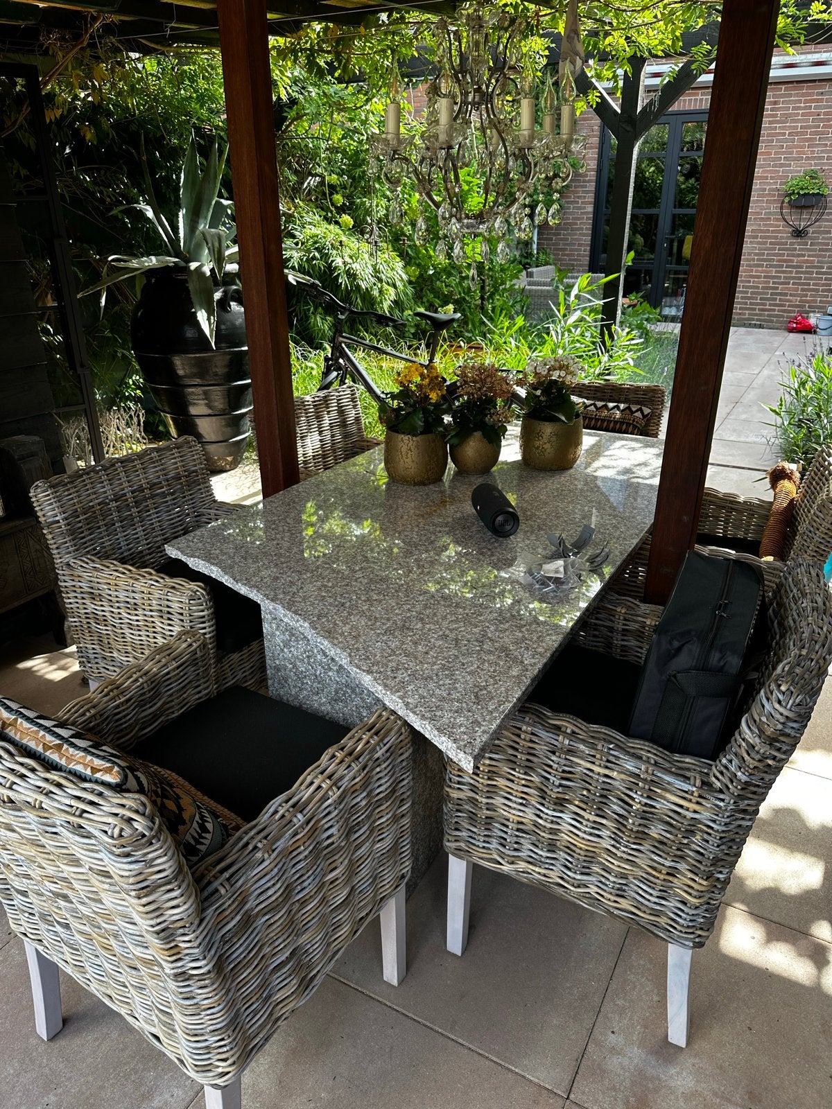 Granieten tuintafel met gebroken blad, Tuin en Terras, Ophalen, Gebruikt, Vierkant, Overige materialen
