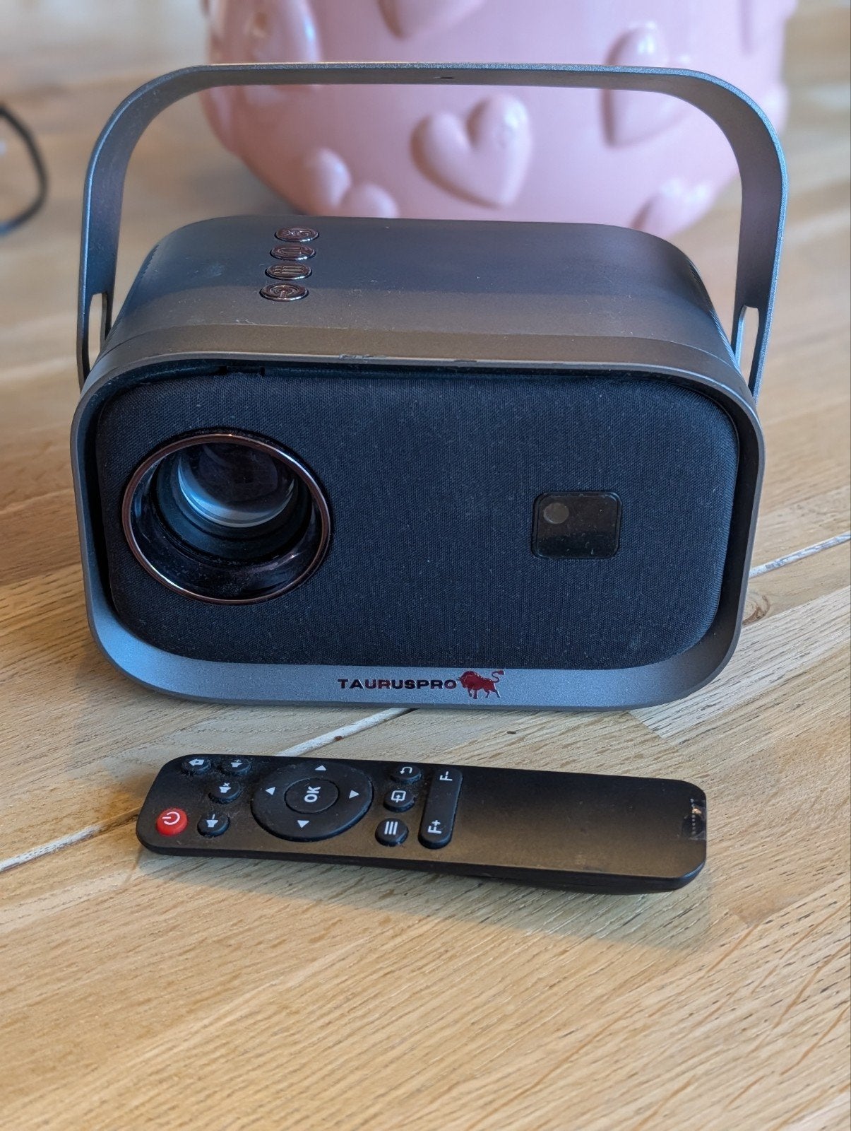 TAURUSPRO Mini Beamer & Projector - Full HD & 4K-input, LED, Ophalen of Verzenden, Zo goed als nieuw, TAURUSPRO