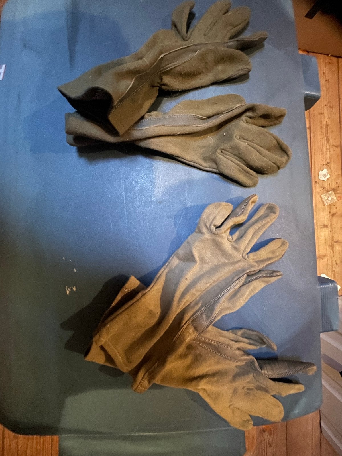 Vliegerhandschoenen 2 paar maat 9., Ophalen of Verzenden, Luchtmacht, Overige gebieden, Kleding of Schoenen